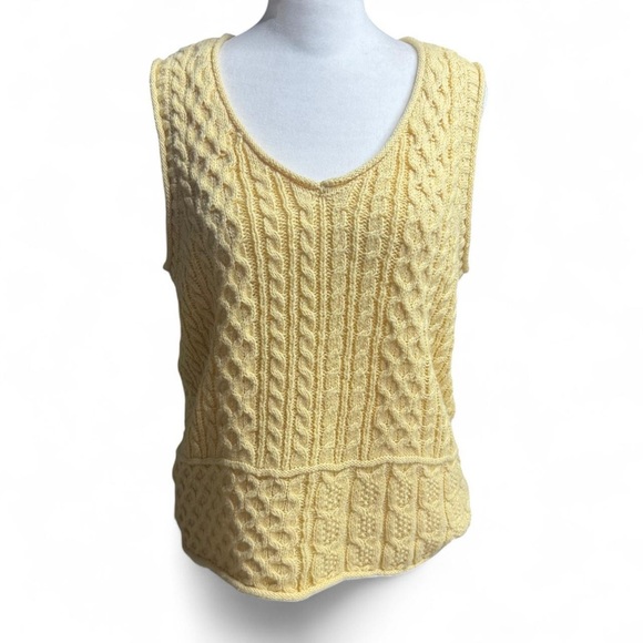 C&C California Yellow Cable Knit Sweater Vest V-Neck Medium Vintage Inspired - Picture 1 of 9